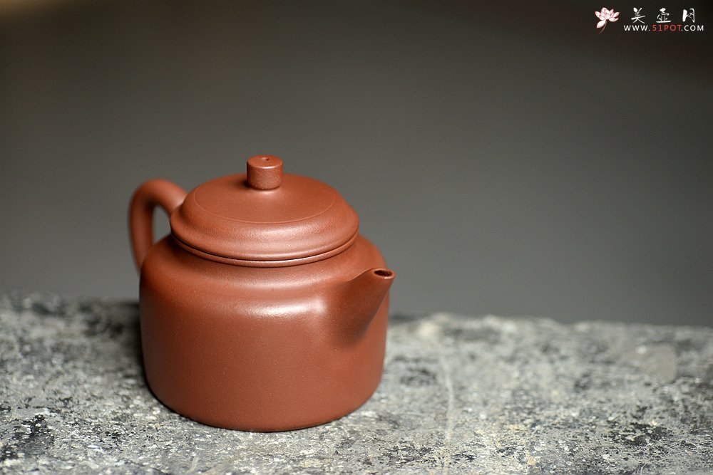 紫砂壶图片：美壶特惠 俞欣荣新作 挺拔俊秀 优质底槽青之高德中 实用精品 - 美壶网