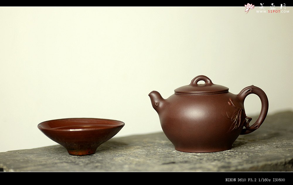 紫砂壶图片：高雪琴原创作品 韵味十足  全手花趣 敦厚可人 - 美壶网