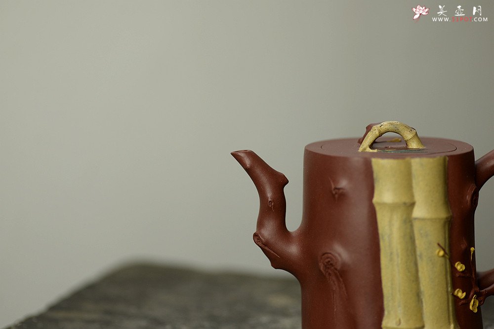 紫砂壶图片：单志萍甲午力作全手套壶 青梅竹马 情趣纵生 三色文气 - 美壶网