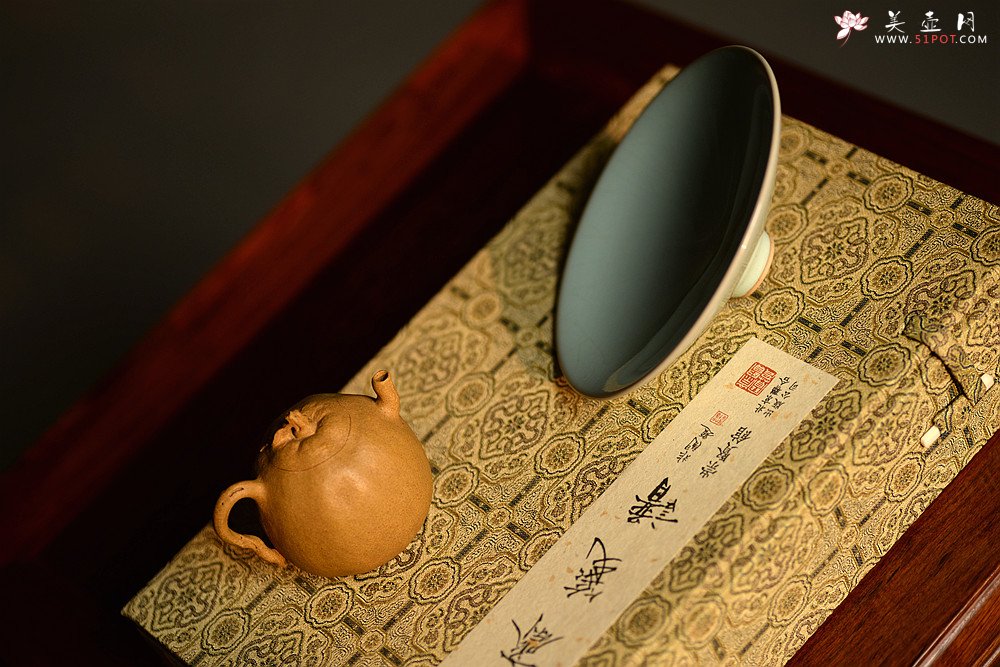 紫砂壶图片：正宗汝州汝瓷 斗笠大盏 主人杯 烧出天空的颜色~ - 美壶网