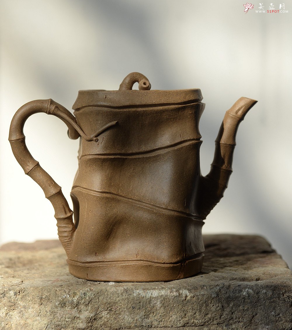 紫砂壶图片：林秀明原创作品 全手清逸二式 挺拔古朴 崇尚自然~ - 美壶网