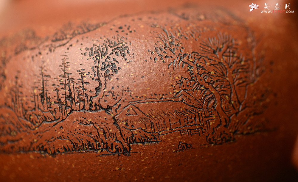 紫砂壶图片：传统实用 山水莲子 优质降坡泥 - 美壶网