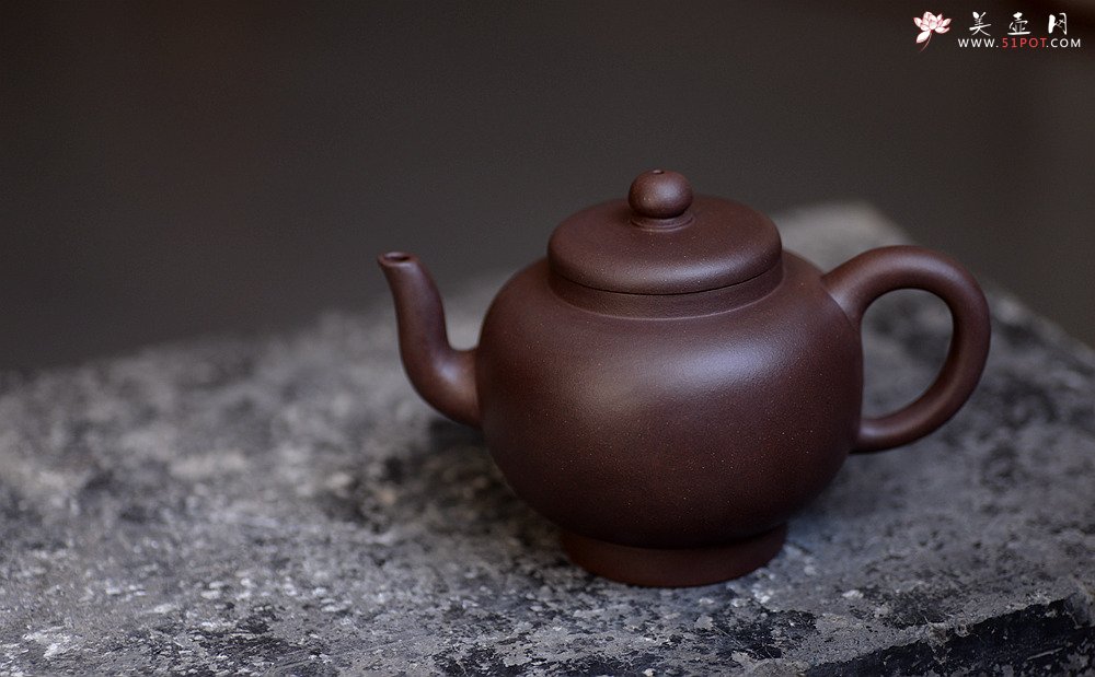 紫砂壶图片：全手宫灯 端庄大气 典雅优美 - 美壶网