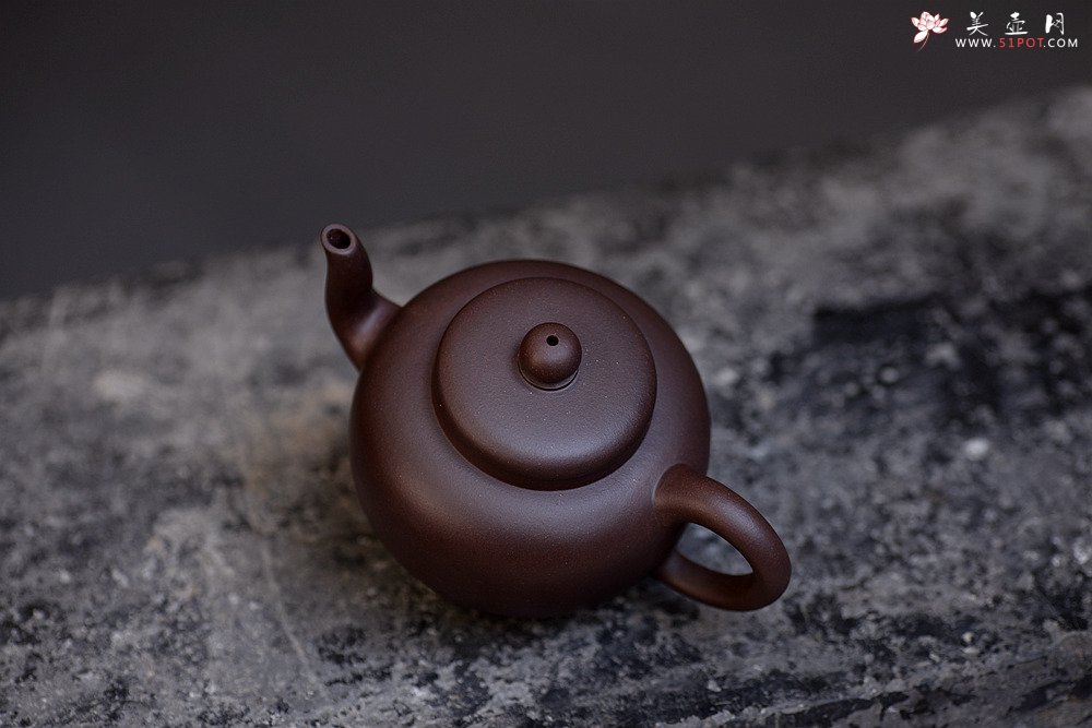 紫砂壶图片：全手宫灯 端庄大气 典雅优美 - 美壶网