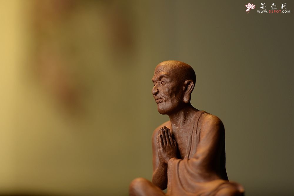 紫砂壶图片：全手雕塑 栩栩如生 精品修心罗汉~ - 美壶网