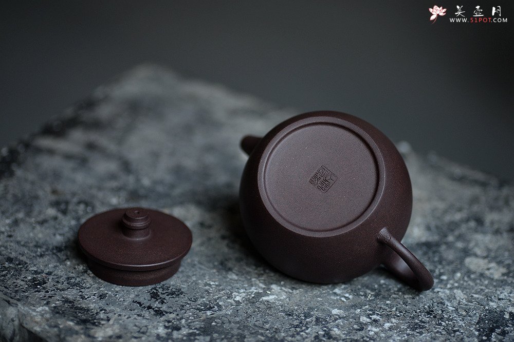紫砂壶图片：天天特惠 老味 美壶定制 平盖井栏 - 美壶网