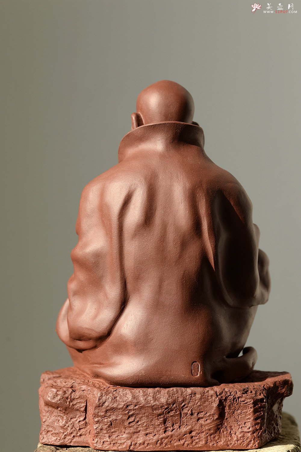 紫砂壶图片：手工雕塑 抓型学院派~ 修善罗汉 - 美壶网