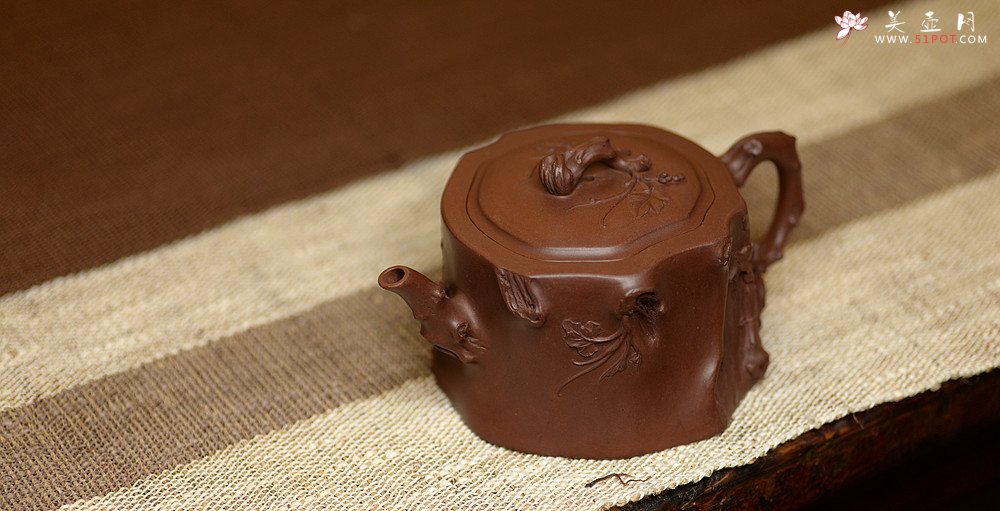 紫砂壶图片：花货奇才顾正芳近作 刚正挺拔  全手精品葡萄桩 - 美壶网
