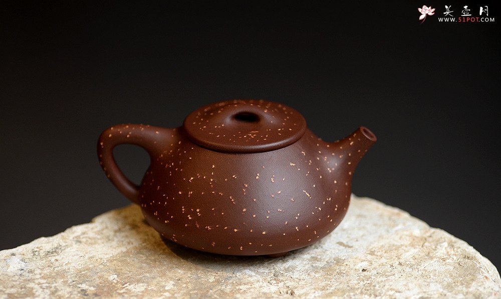 紫砂壶图片： 星光璀璨o(∩_∩)o  铺砂全手景舟石瓢 饱满大气 - 美壶网