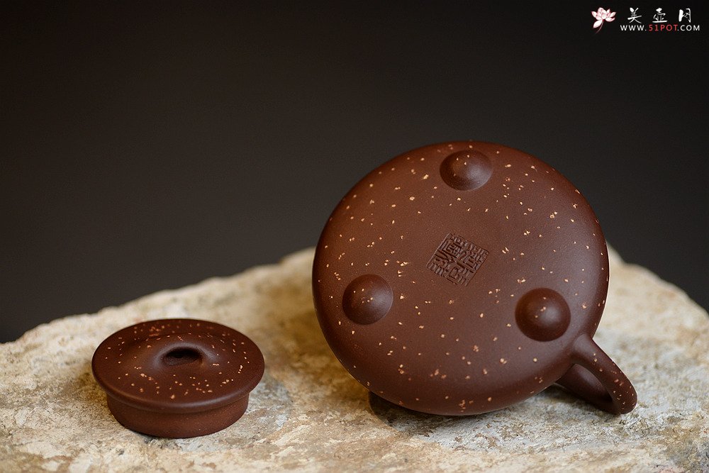 紫砂壶图片： 星光璀璨o(∩_∩)o  铺砂全手景舟石瓢 饱满大气 - 美壶网