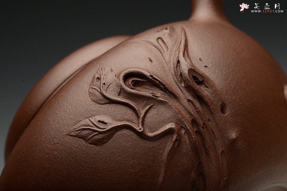 紫砂壶图片：高雪琴全手新作 敦厚悠然 简意花货~ 秋色 做工精致 - 美壶网