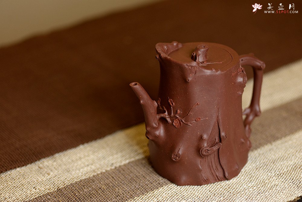 紫砂壶图片：单志萍年终全手力作 古意昂然 立体梅花 寒梅套壶 - 美壶网