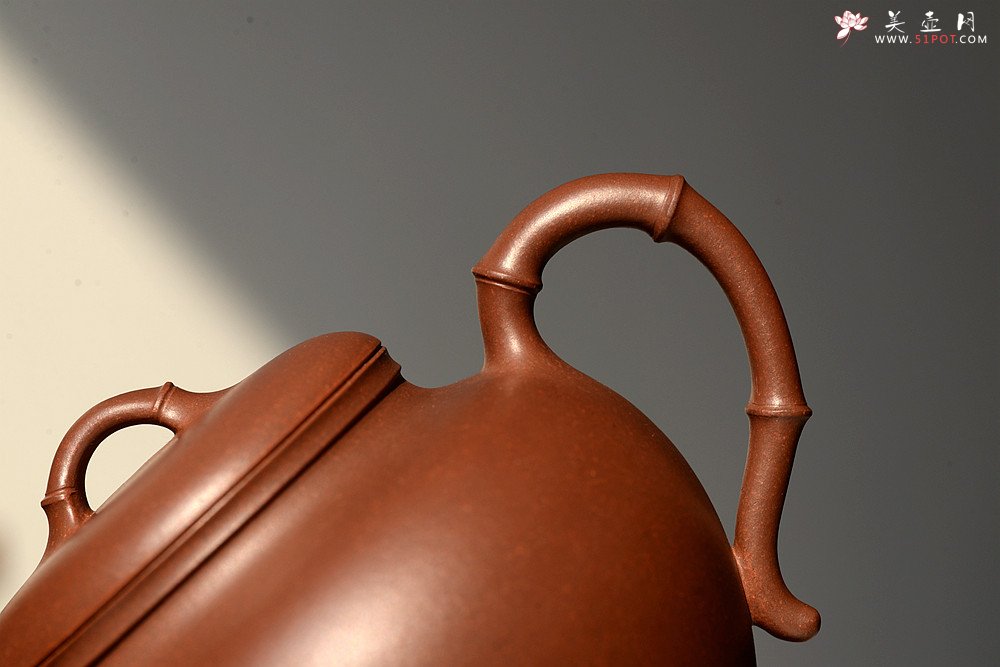 紫砂壶图片：潘丹初原创‘秀气’系列之春竹 纯净底槽青  婉约清秀 行简意足 - 美壶网