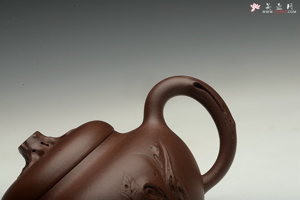 紫砂壶图片：高雪琴全手新作 敦厚悠然 简意花货~ 秋色 做工精致 - 美壶网