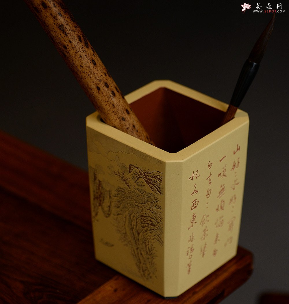 紫砂壶图片：张听刚古体山水笔筒 别有风韵~ 刀法精炼 - 美壶网