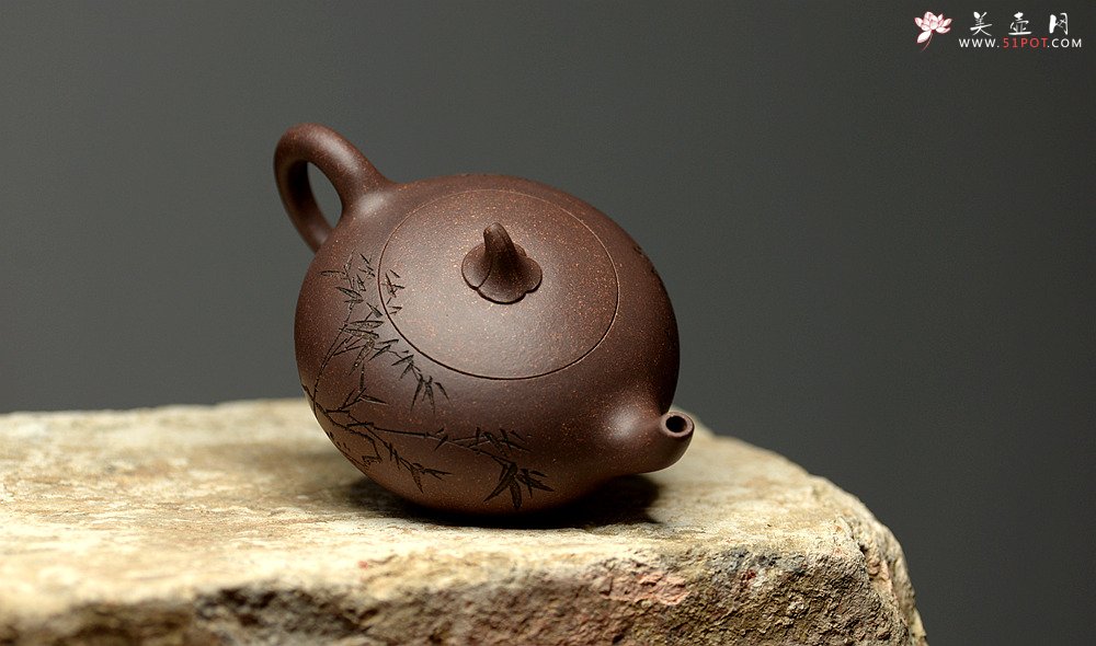 紫砂壶图片：张听刚装饰  周斌全手力作 原矿鱼子砂 全手吉瓜 - 美壶网