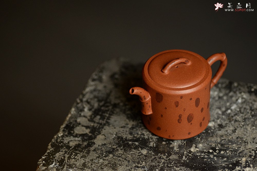 紫砂壶图片：曲峰近作 文气秀雅 优质降坡泥 湘妃 - 美壶网