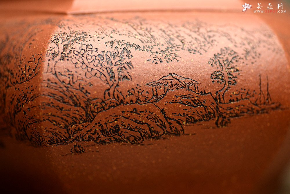 紫砂壶图片：朱牧清大品 通景山水之大彬六方 线条流畅  棱角分明 - 美壶网