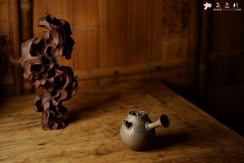紫砂壶图片：淞庐原创设计  静品佳味~ 全手唐韵急须 文气十足 国助文涛装饰 - 美壶网