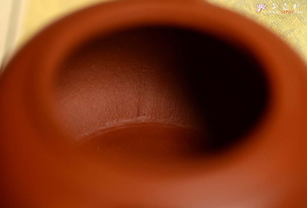紫砂壶图片：徐亚春新作 全手工朱泥红泉 有趣实用 - 美壶网