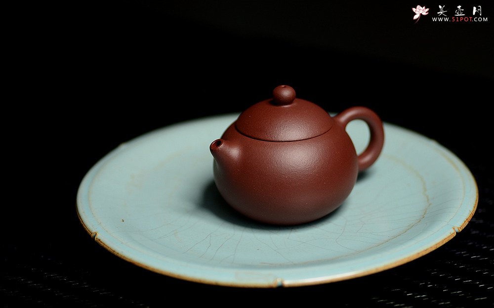 紫砂壶图片：美壶特惠 俏小可人 迷你西施 器虽小却不敢省工料~ - 美壶网