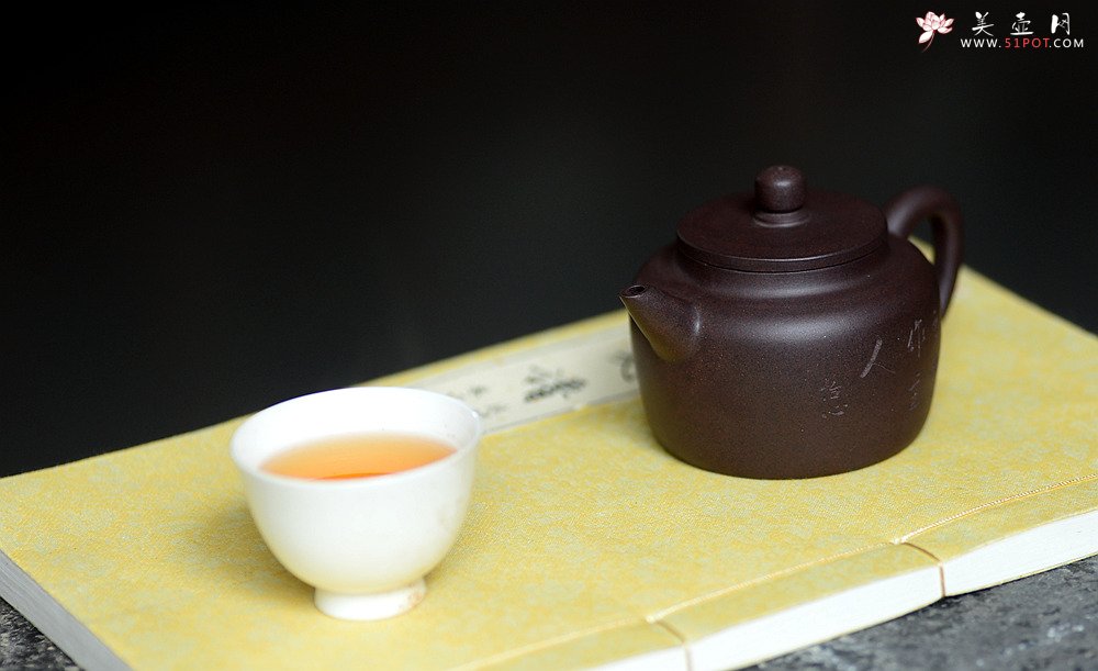 紫砂壶图片：美壶特惠 山水之中作主人 摹古剑流德中 茶人最爱 - 美壶网