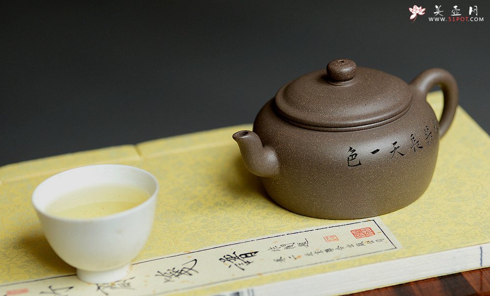 紫砂壶图片：国助工唐文全手新作 隐乐壶 大口实用 端庄秀气 - 美壶网