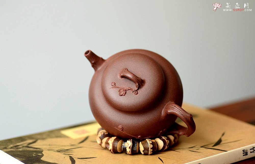 紫砂壶图片：潘丹初原创‘秀气’系列之腊梅 纯净底槽青 朴实素雅 刚挺 - 美壶网