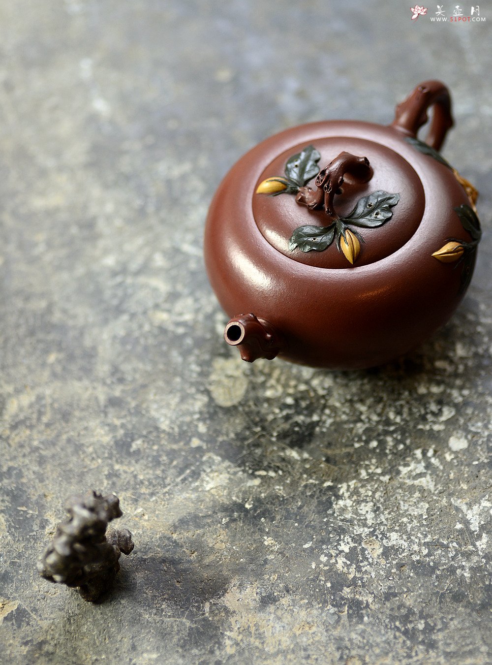紫砂壶图片：贴叶精彩 细品 传统花货 花语喜悦 栀子花开 原创作品 孙伟强张新亚合作 - 美壶网