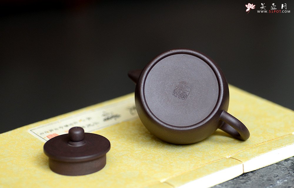 紫砂壶图片：美壶特惠 山水之中作主人 摹古剑流德中 茶人最爱 - 美壶网