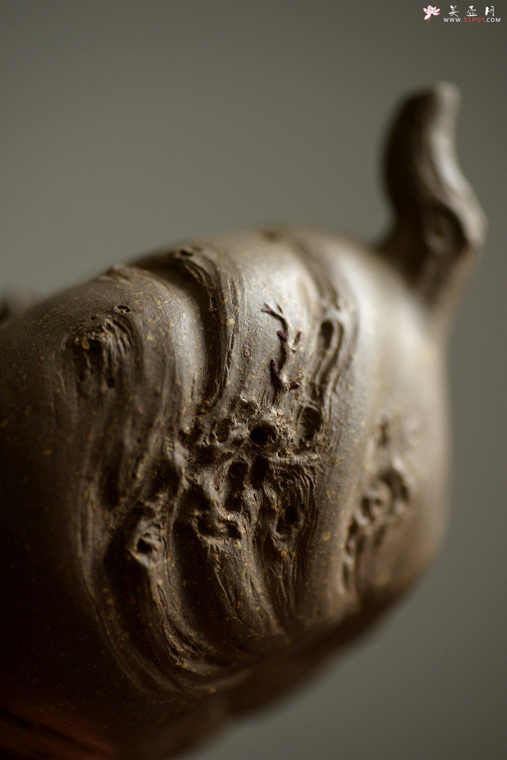 紫砂壶图片：林月长乙未年全手作品 返璞归真 清瘦山野清趣  香山秋林 - 美壶网