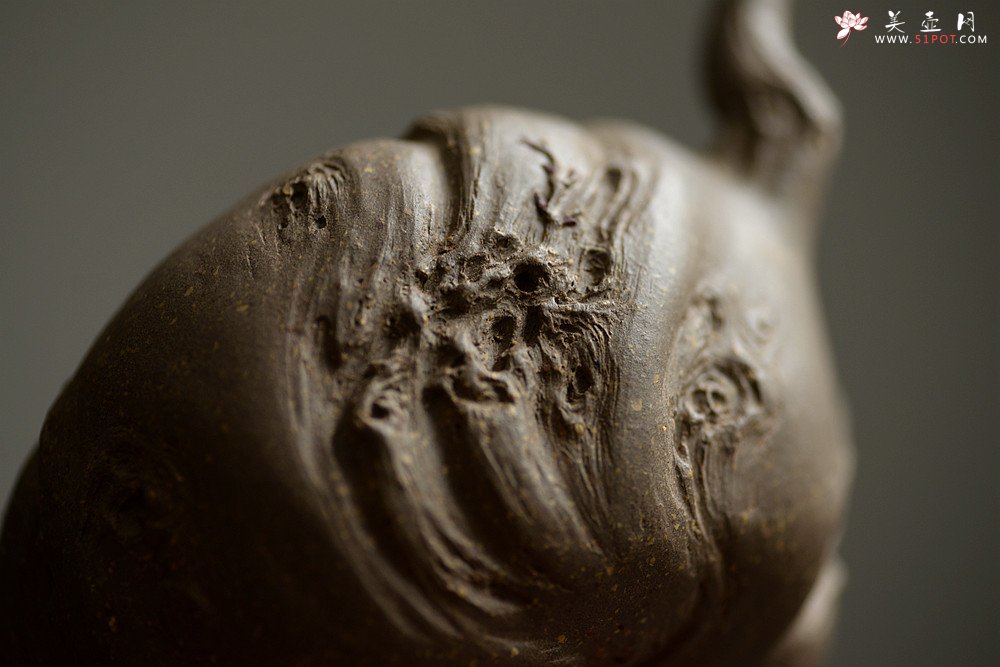 紫砂壶图片：林月长乙未年全手作品 返璞归真 清瘦山野清趣  香山秋林 - 美壶网