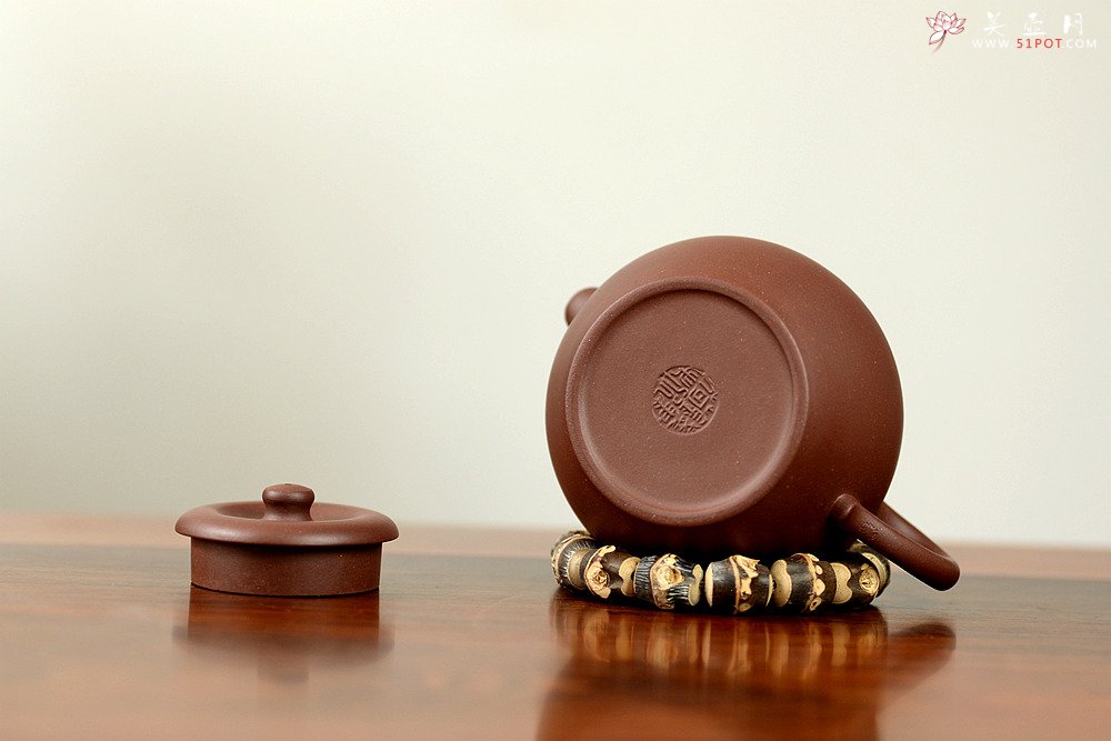 紫砂壶图片：钱建荷全手新作 品心 古瓮造型颇为好玩 做工精致  知心 - 美壶网