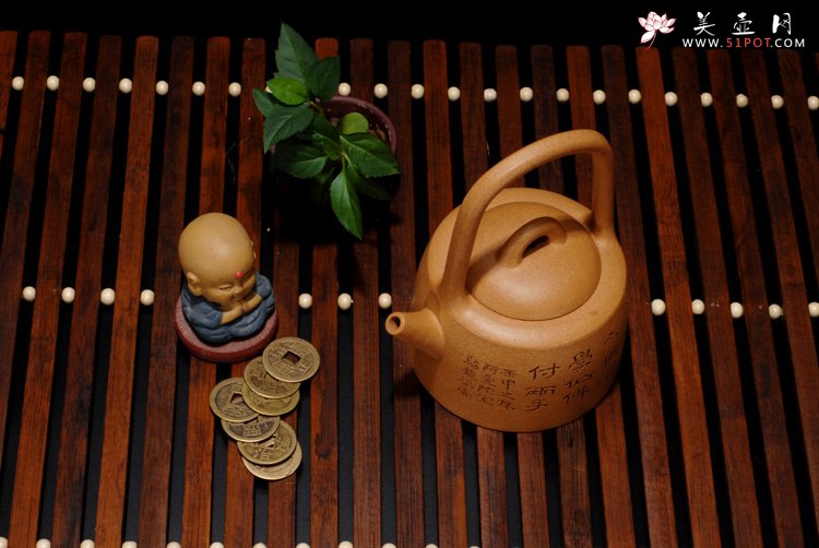 紫砂壶图片：曼生提梁 - 美壶网