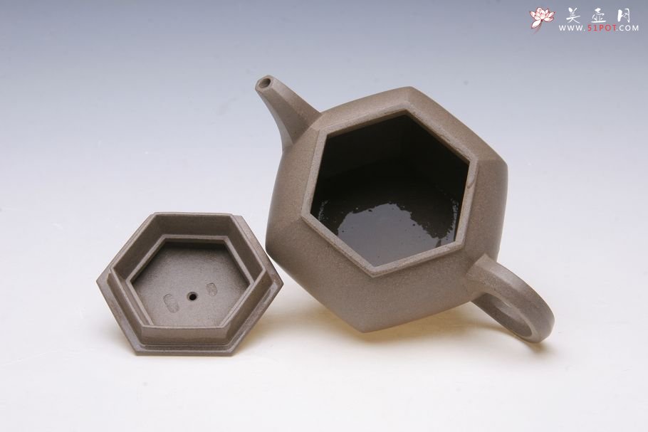 紫砂壶图片：全手工六方宫灯壶 - 美壶网