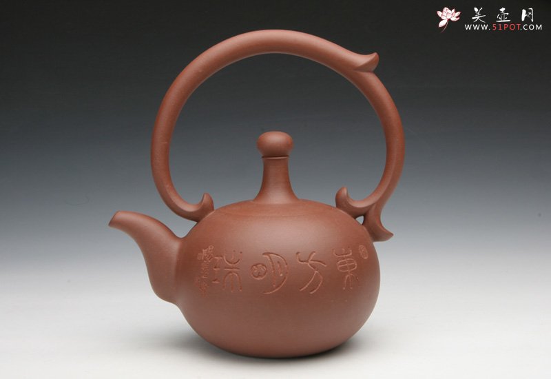 紫砂壶图片：原创东方明珠提梁壶 - 美壶网
