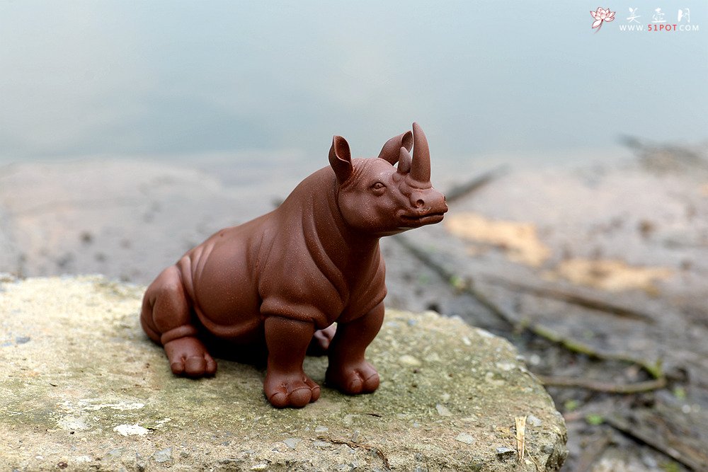 紫砂壶图片：稳如泰山~~犀牛 做工细腻 主体神态逼真 别有一番风味！ - 美壶网