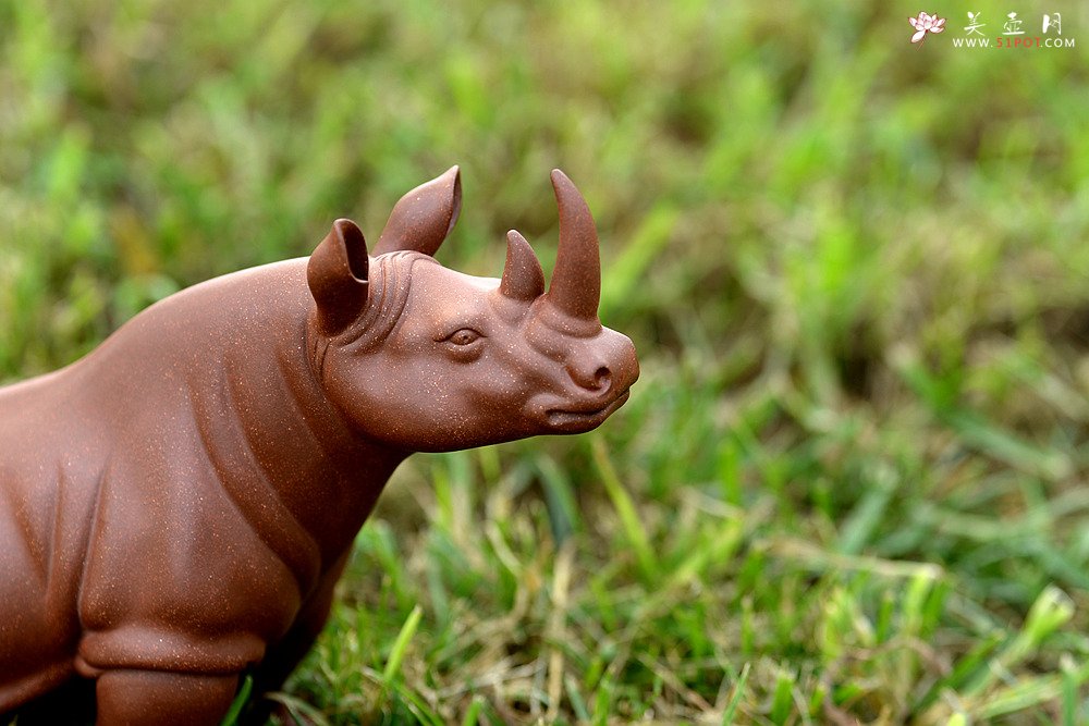 紫砂壶图片：稳如泰山~~犀牛 做工细腻 主体神态逼真 别有一番风味！ - 美壶网