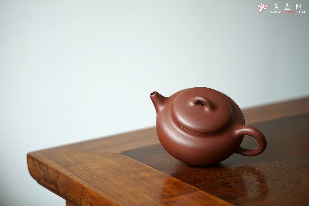 紫砂壶图片：俞欣荣新作 美壶特惠 经典实用 出水如注 线条流畅 做工精致 汉韵（高旭峰款式） - 美壶网