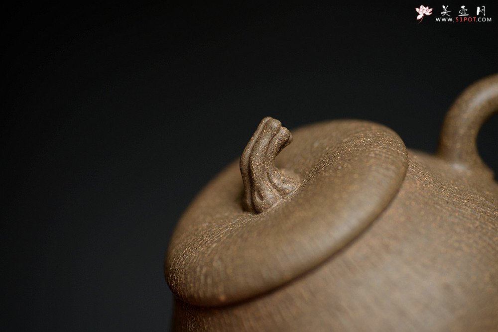 紫砂壶图片：潘小东全手新作 学院风 亭亭玉立 文气可人 玉瓜 - 美壶网