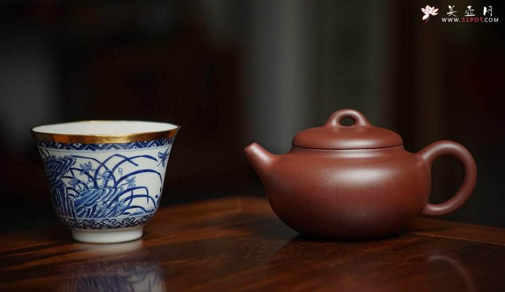 紫砂壶图片：俞欣荣新作 美壶特惠 经典实用 出水如注 线条流畅 做工精致 汉韵（高旭峰款式） - 美壶网