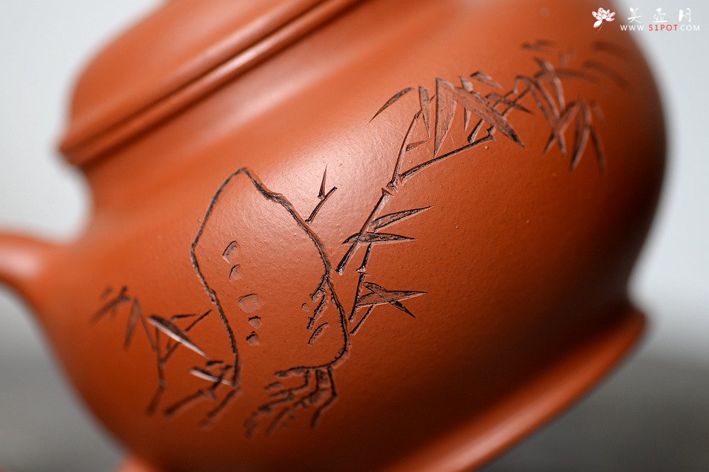 紫砂壶图片：张听刚装饰 刀法老辣 饱满周正 全手掇只 优质朱泥 - 美壶网