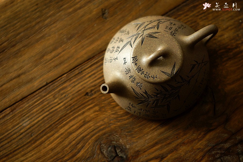 紫砂壶图片：张听刚精心摹古装饰 古朴素雅 文气佳品 全手翟子冶石瓢 - 美壶网