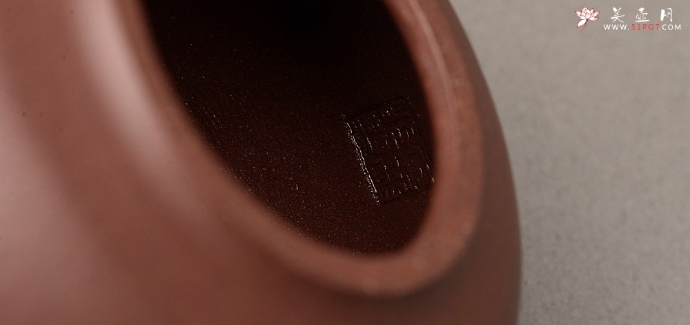 紫砂壶图片：詹黎明全手新作 古朴稳重 颇具个性 陶瓮 做工精致 - 美壶网