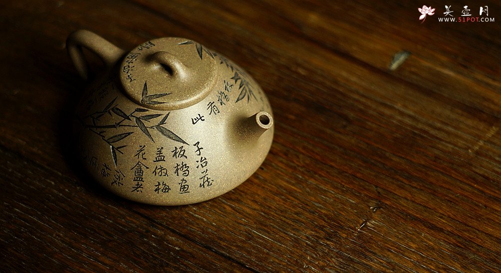 紫砂壶图片：张听刚精心摹古装饰 古朴素雅 文气佳品 全手翟子冶石瓢 - 美壶网