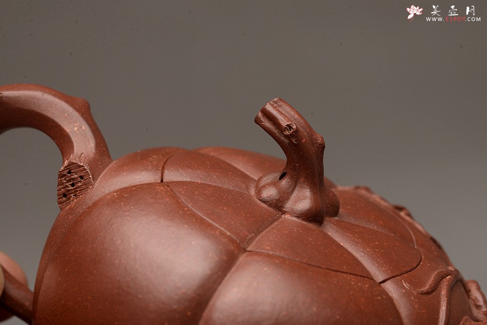 紫砂壶图片：原创作品 孙伟强张新亚合作 贴叶精湛 灵巧曼妙 小南瓜 - 美壶网
