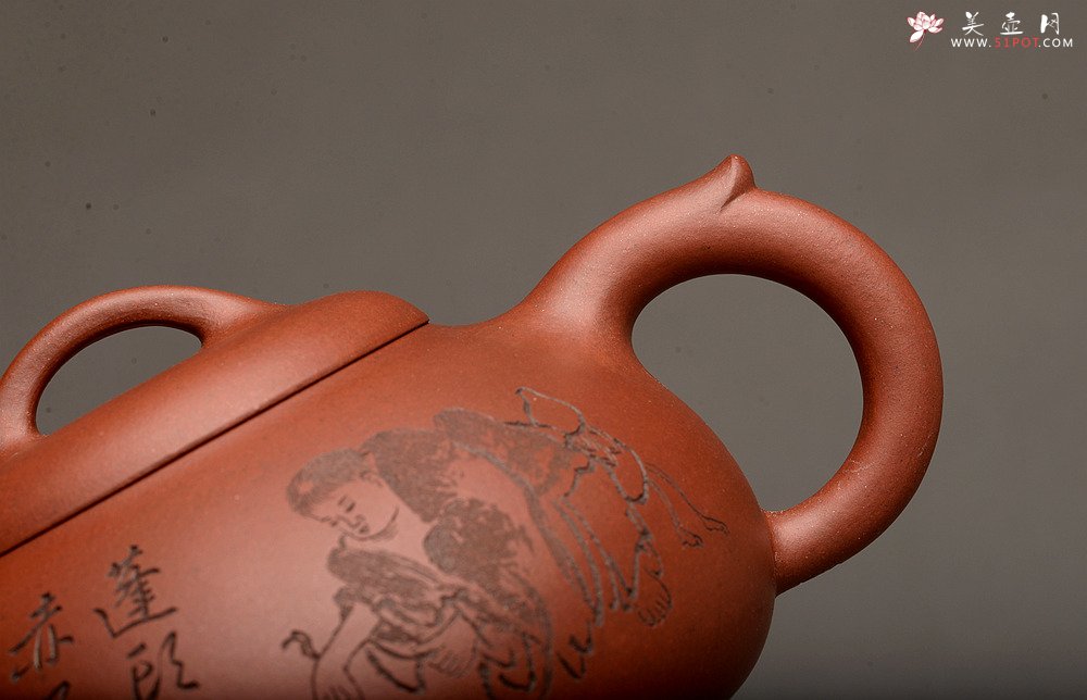 紫砂壶图片：刘海戏金蟾 张听刚精心装饰 文气之作 过桥扁腹 - 美壶网
