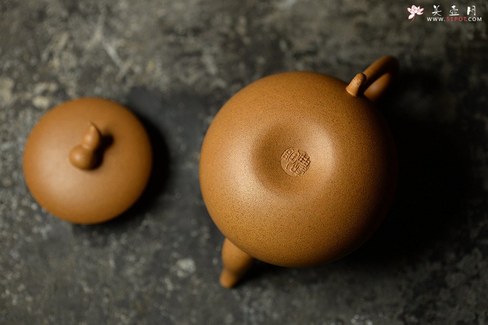 紫砂壶图片：曲峰最新作品  乾坤葫芦 福禄吉祥 纯正优质段 - 美壶网