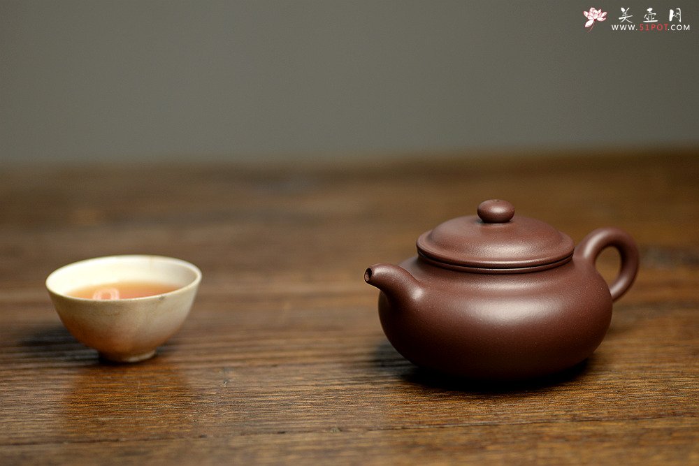 紫砂壶图片：秀雅风格 原矿优质紫泥  全手小仿古 传统实用小品 - 美壶网