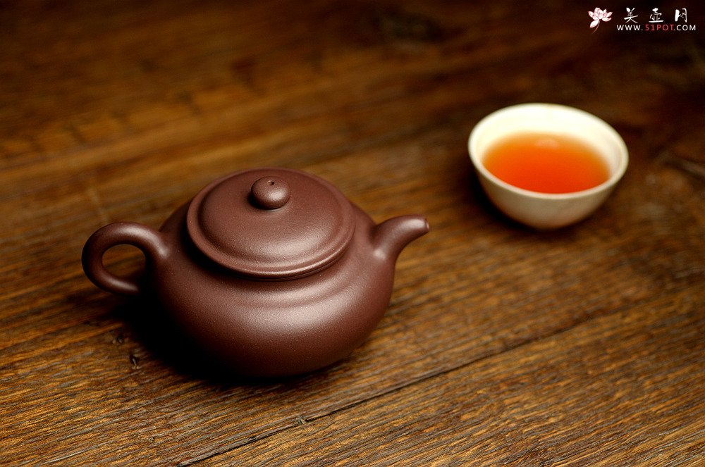 紫砂壶图片：秀雅风格 原矿优质紫泥  全手小仿古 传统实用小品 - 美壶网